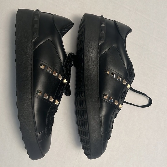 Valentino RockStud sneakers - Picture 3 of 8
